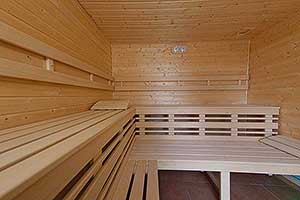 Ubytování v penzionu, Resort Štilec - venkovní srubová sauna